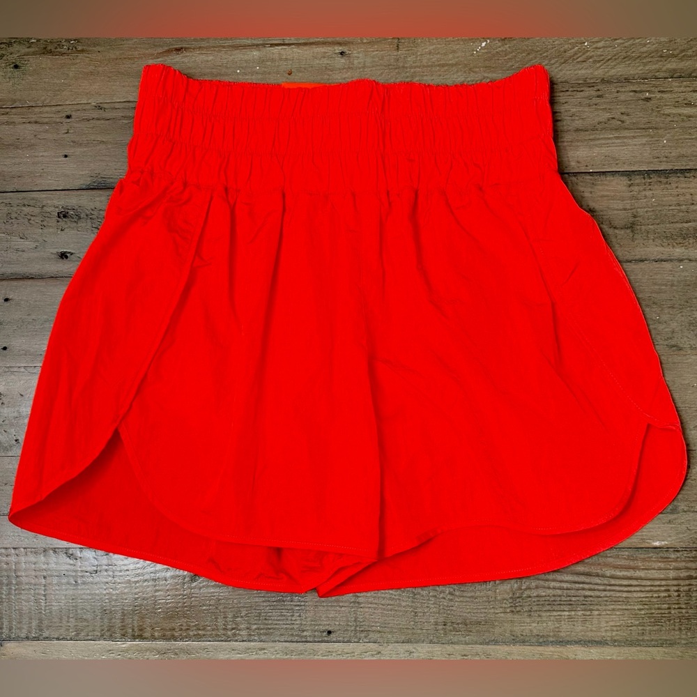 HALARA Women’s Super High Waist Split Hem 2-in-1 Casual Shorts - Large - Red - Picture 2 of 10